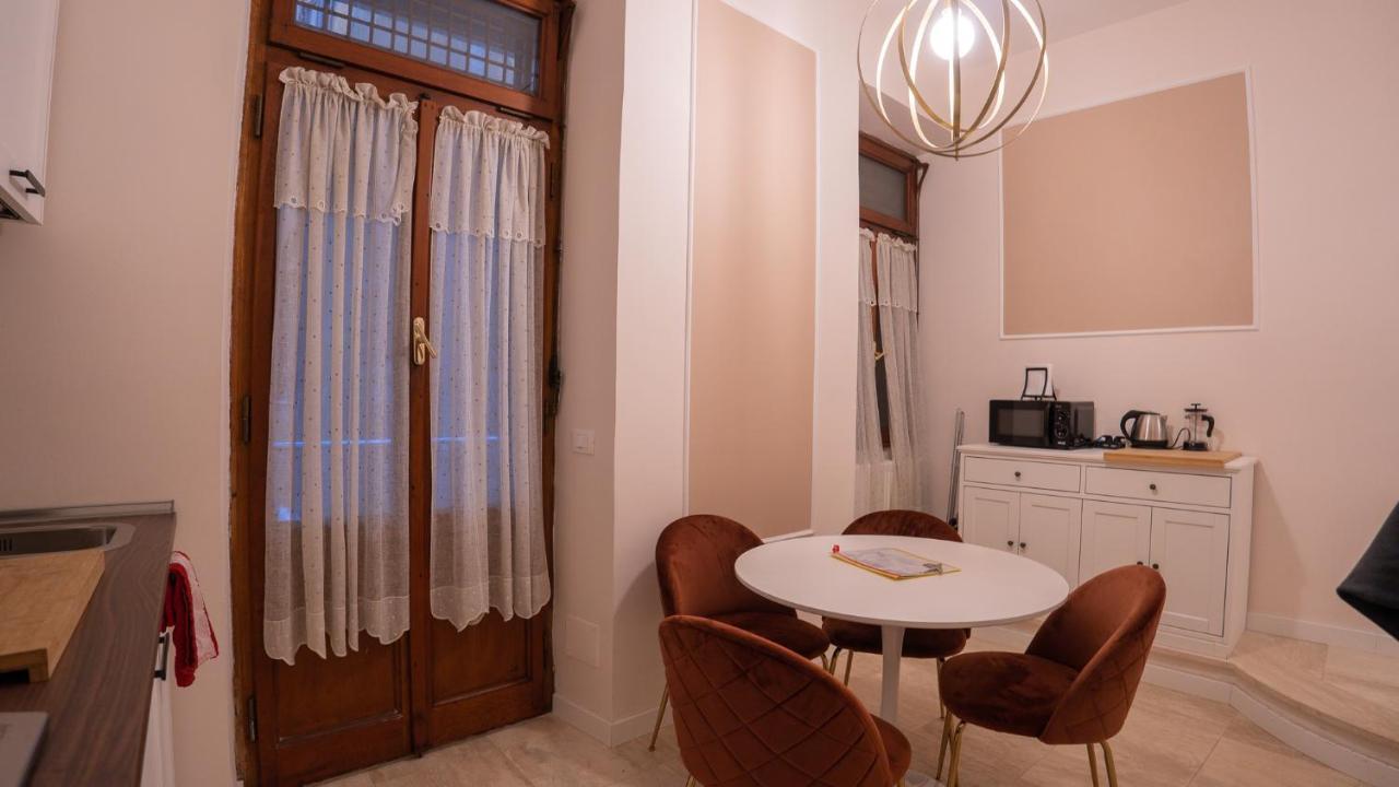 Sistina Apartments โรม ภายนอก รูปภาพ